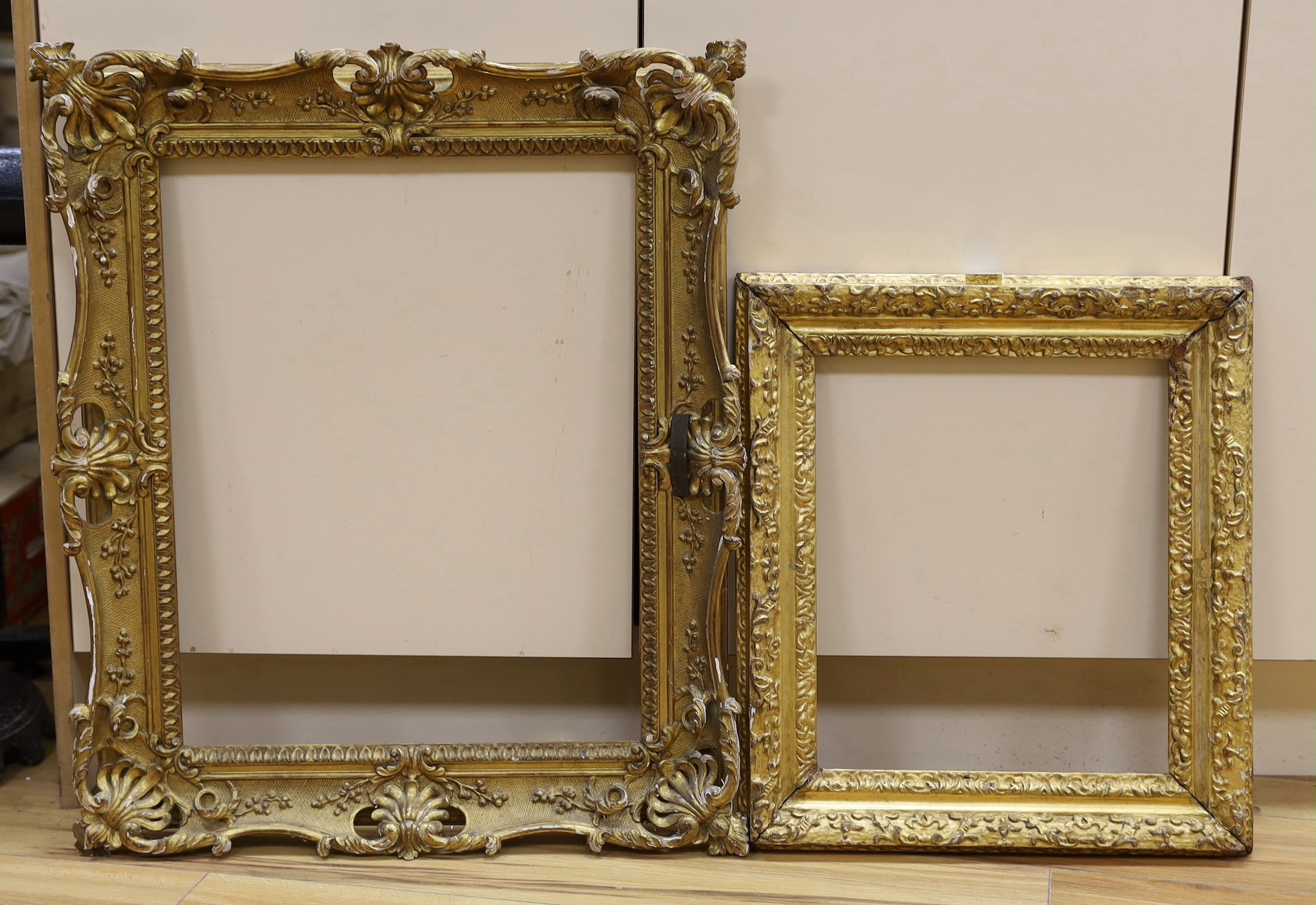 Two 19th century gilt gesso picture frames, apertures 51 x 39.5cm and 35.5 x 30cm